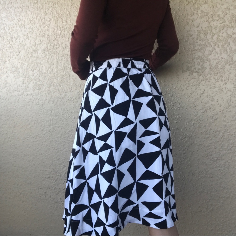 Ann Taylor LOFT Skirt Midi Black White XS Geometri - Picture 3 of 8